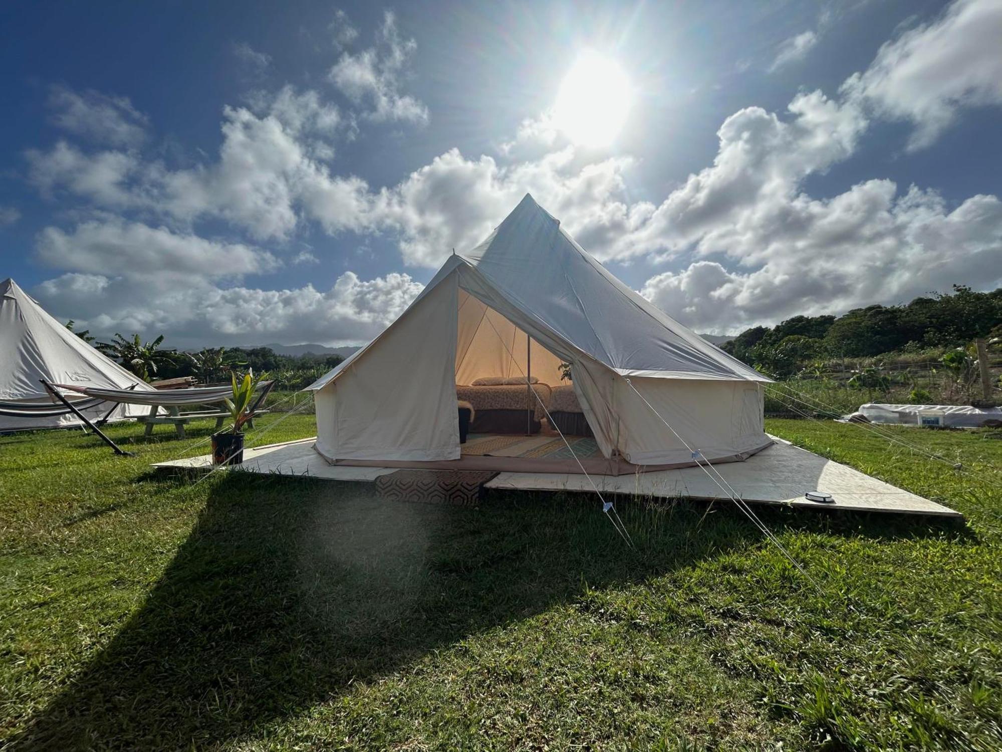 Maleka Farm: Tent Glamping North Shore Oahu Laie Bagian luar foto